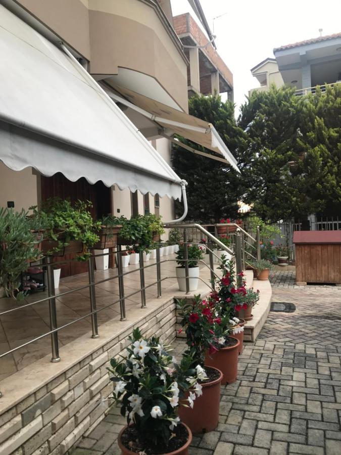 Guest House Il Palazzo دراس المظهر الخارجي الصورة